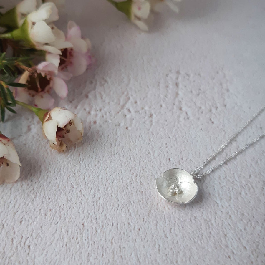 Meadow Flower Necklace - Silver