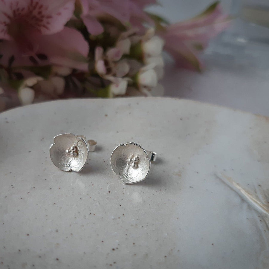 Meadow Flower Stud Earrings - Silver