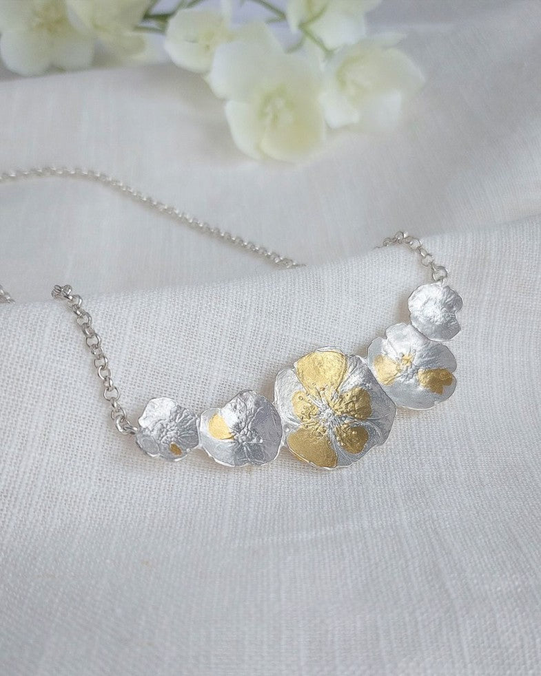 Large Blossom Flowers Necklace
