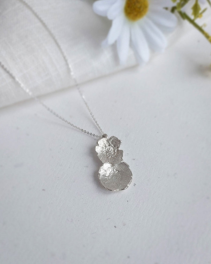 Sweet Daisies Sterling Silver Daisy Necklace
