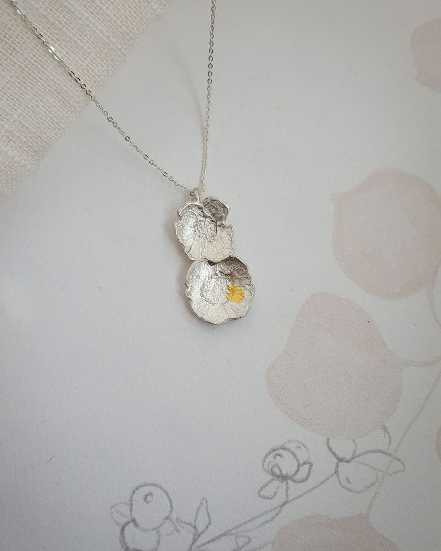 Sweet Daisies Sterling Silver Daisy Necklace